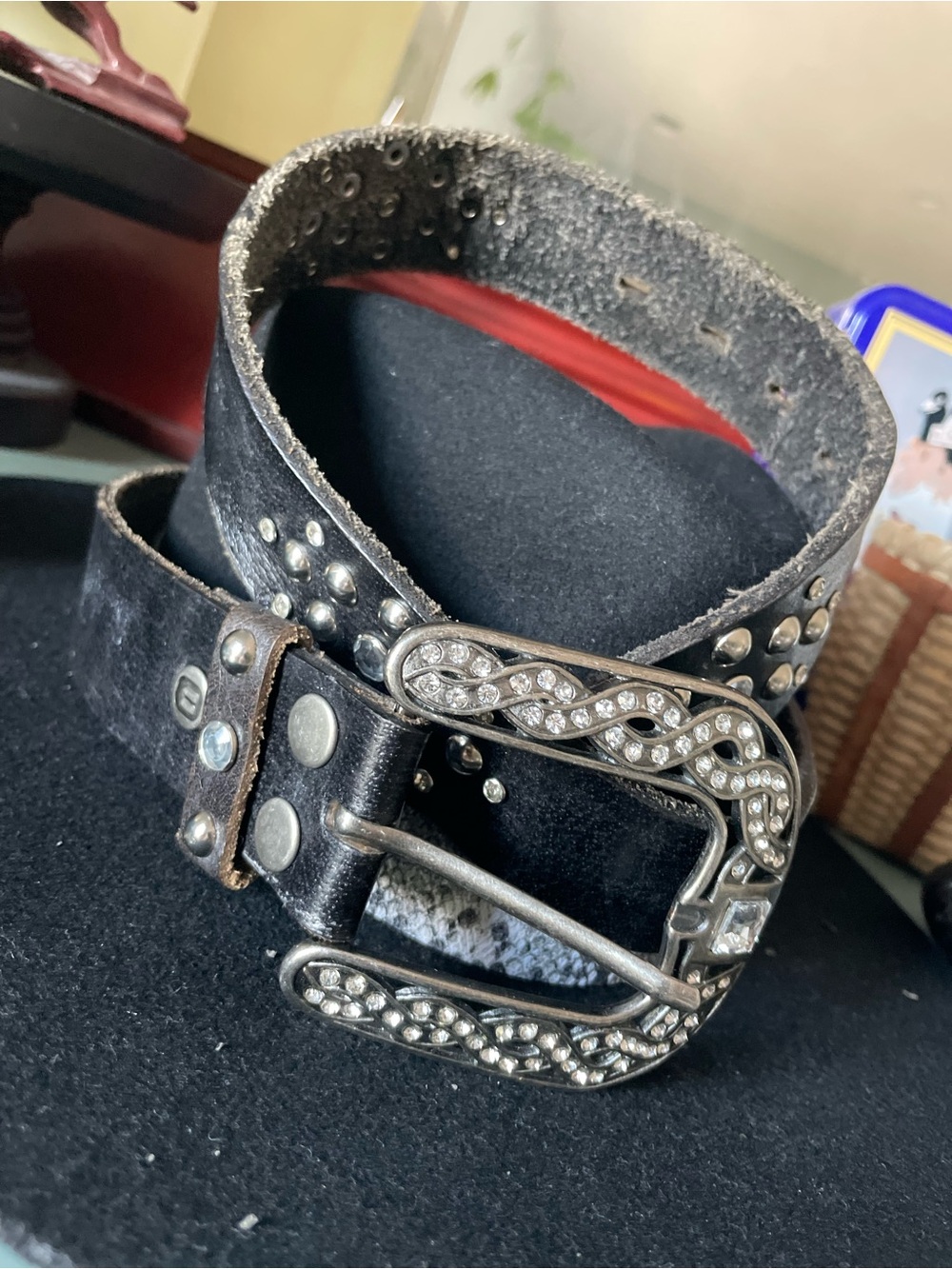 BKE Rustic Black Studded Leather Belt with Rhinestone Buckle Large 34-41”